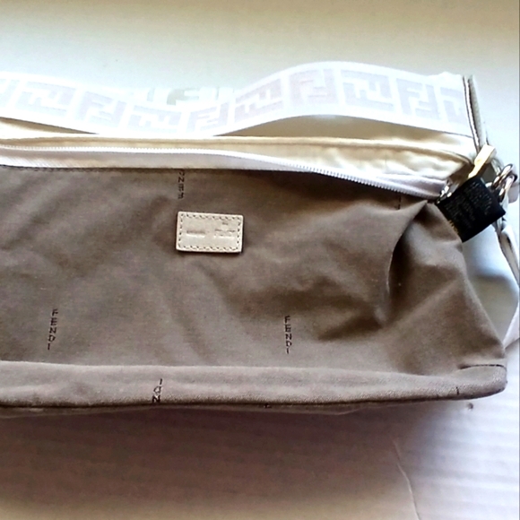 FENDI rare! White/Ivory FF Zucca Baguette/Hobo - Picture 9 of 10